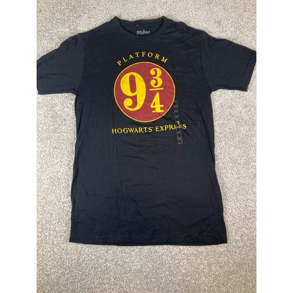 Harry Potter Other - Harry Potter Platform 9 3/4 Hogwarts Express Black T Shirt Mens Medium